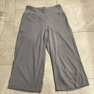 Lululemon Align wide leg Crop pants